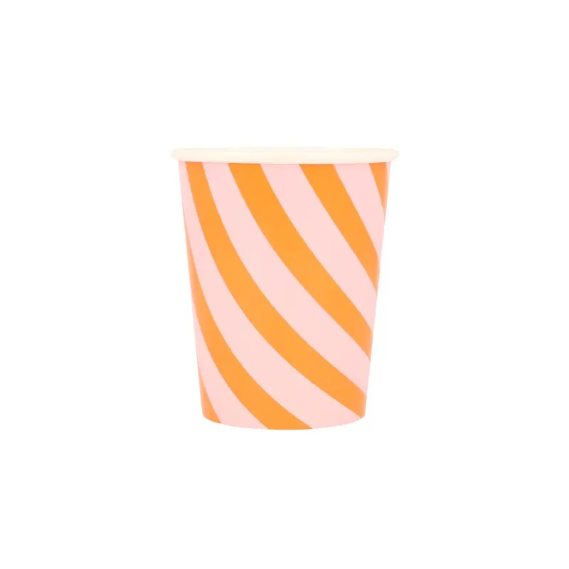 Vasos de rayas rosa y naranja