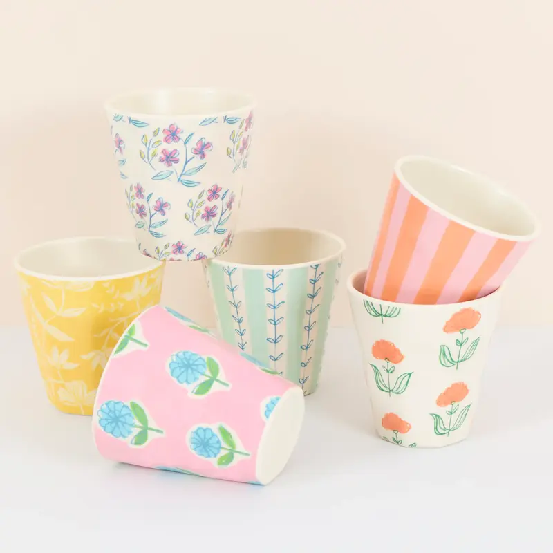 Vasos Reutilizables Flora