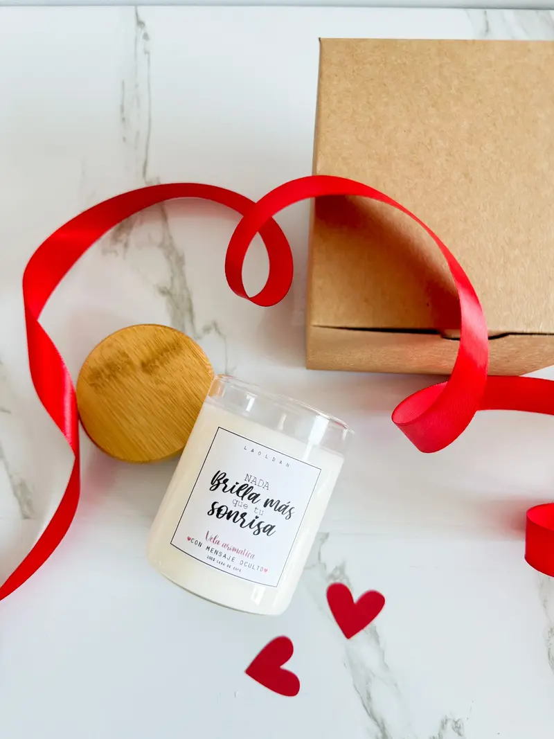 VELA AROMATICA CON MENSAJE OCULTO