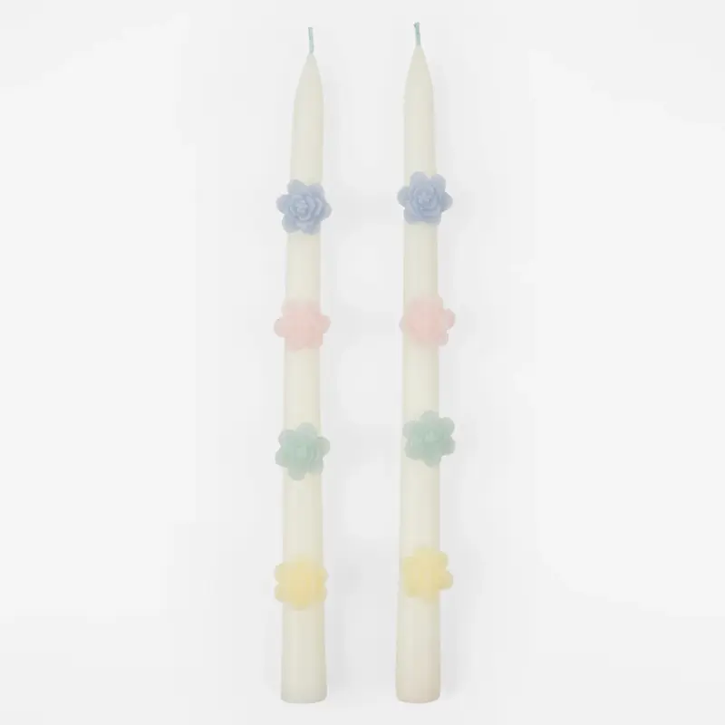 Velas Cónicas Decorativas con Flores Pastel – Pack 2