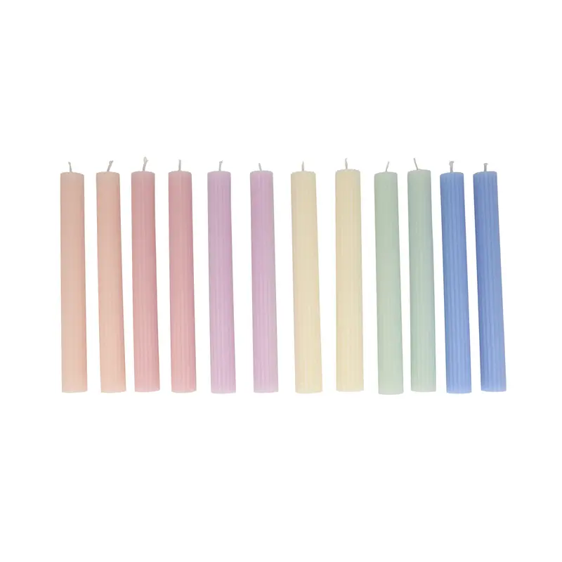 Velas en colores pastel